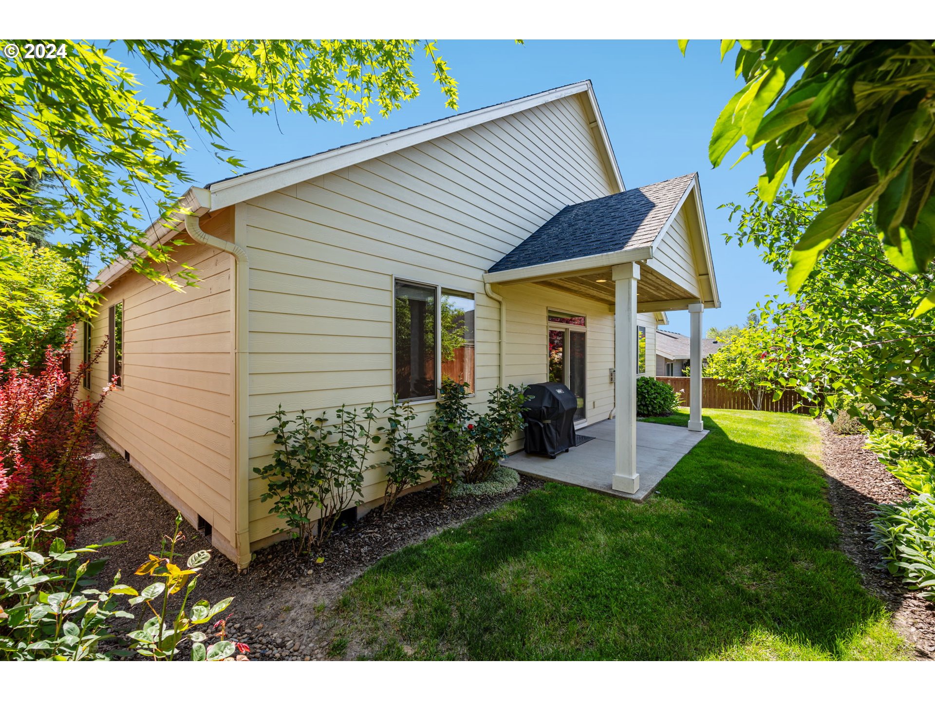 151 N 40TH AVE