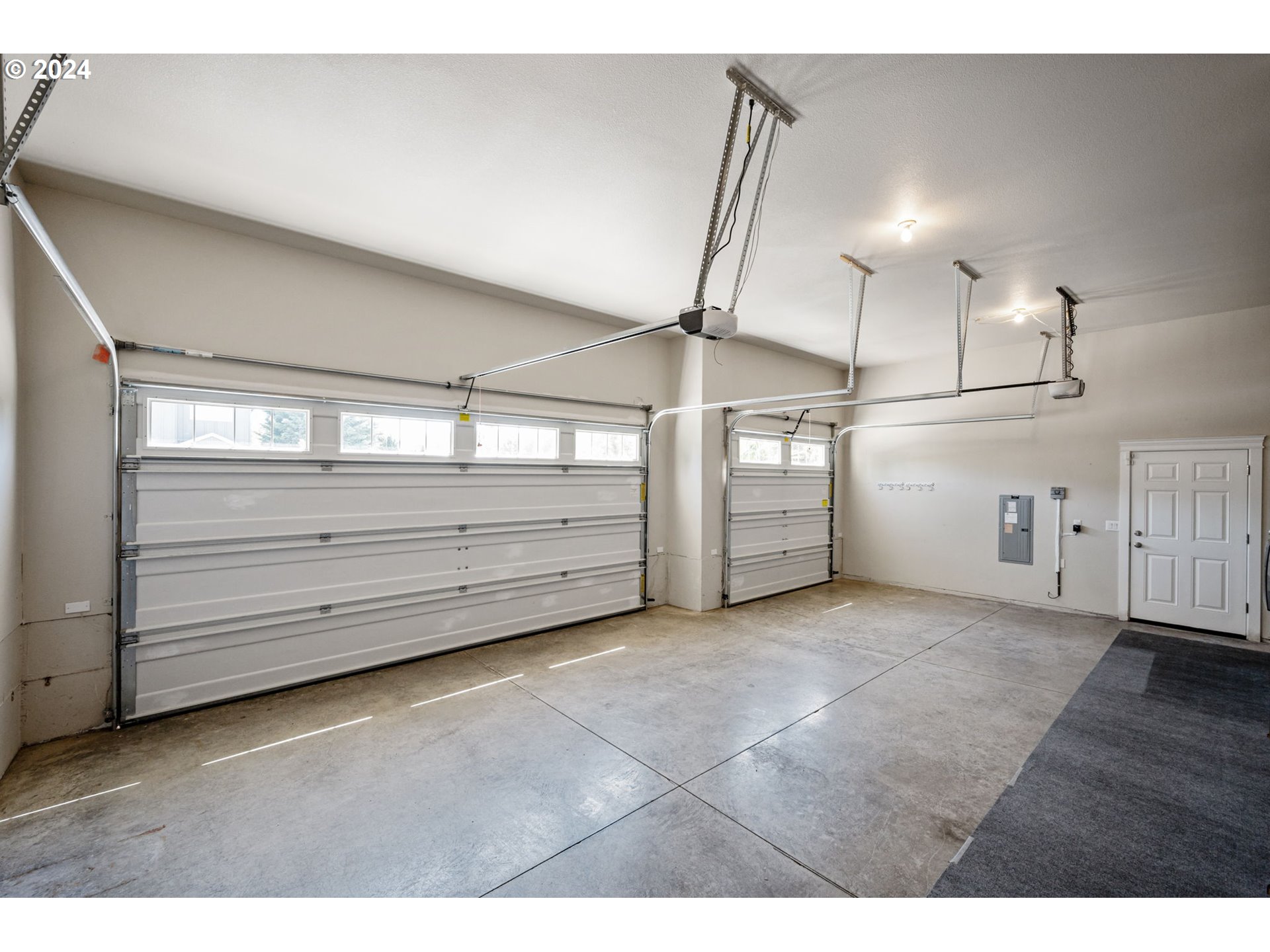 151 N 40TH AVE