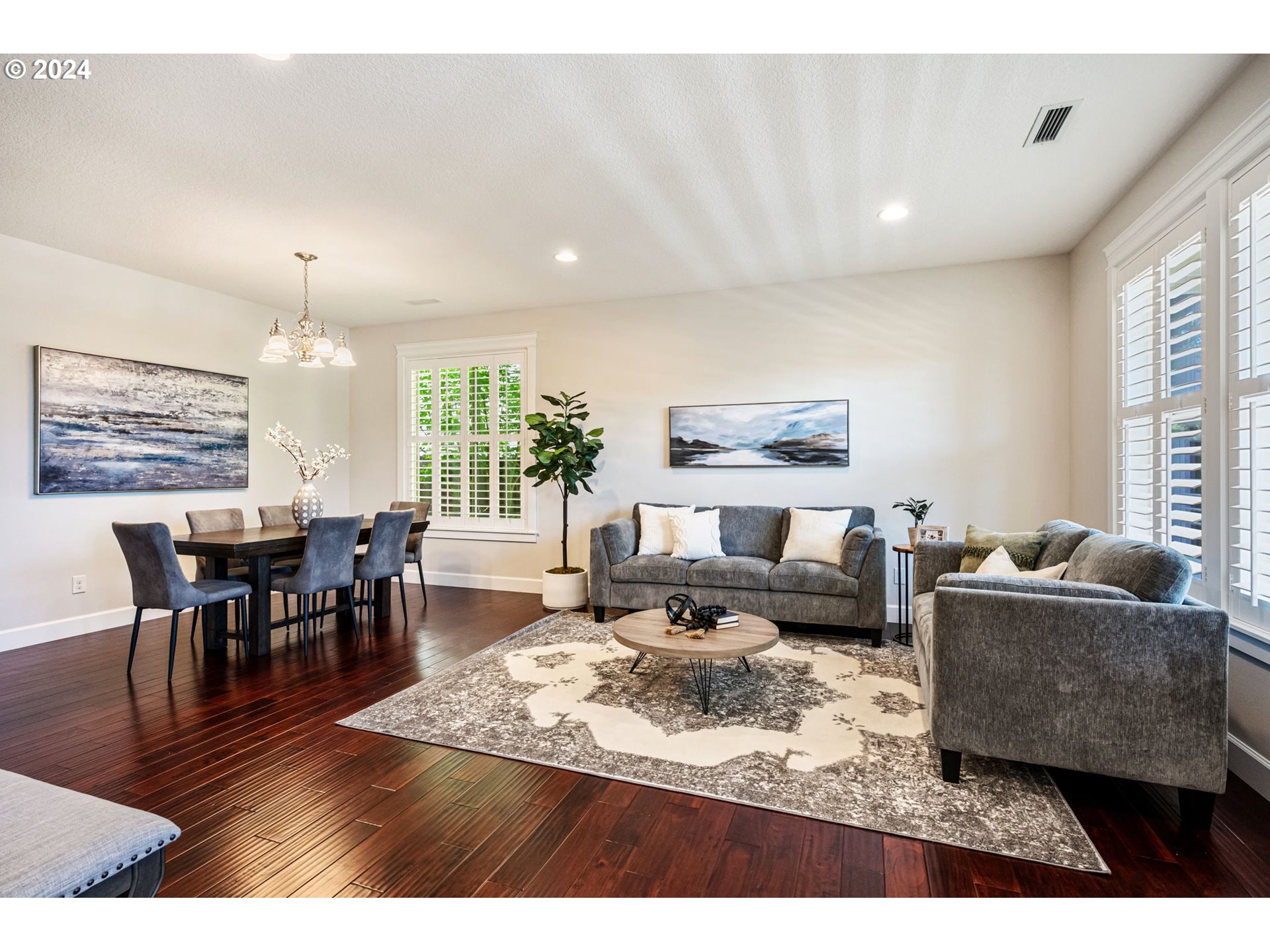 151 N 40TH AVE