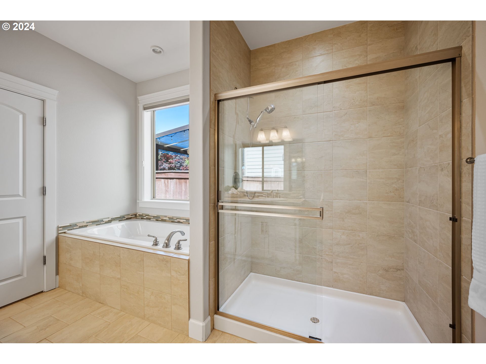 151 N 40TH AVE