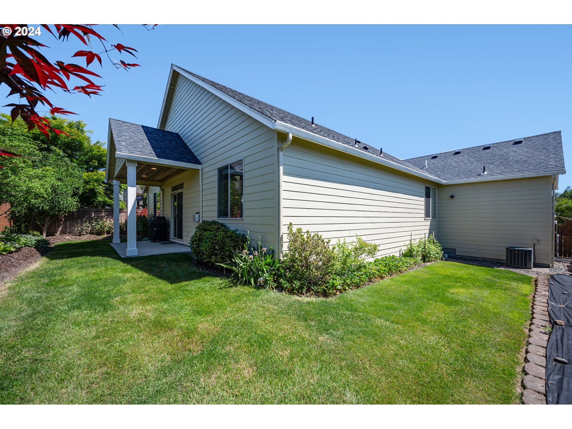 151 N 40TH AVE