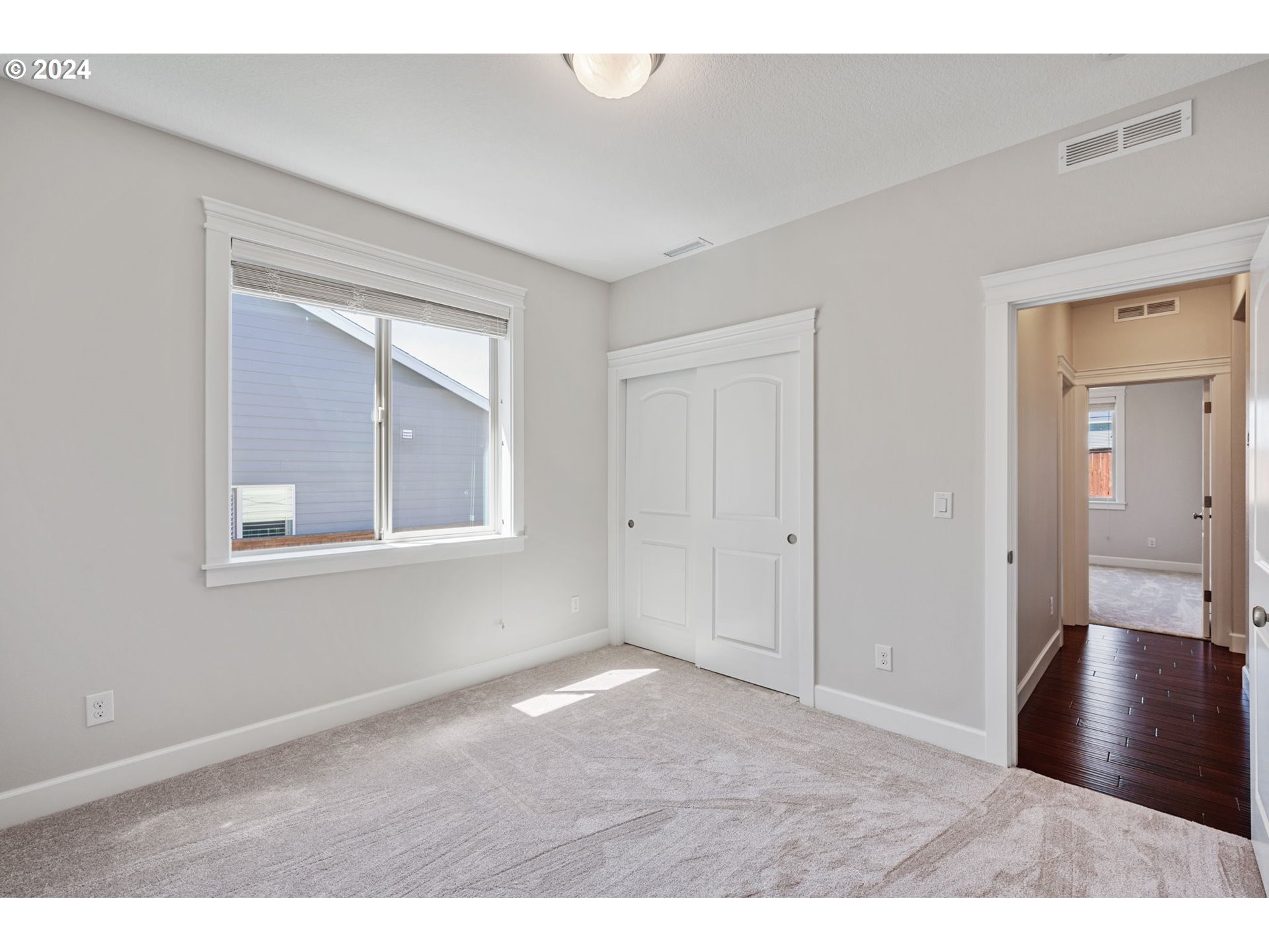 151 N 40TH AVE
