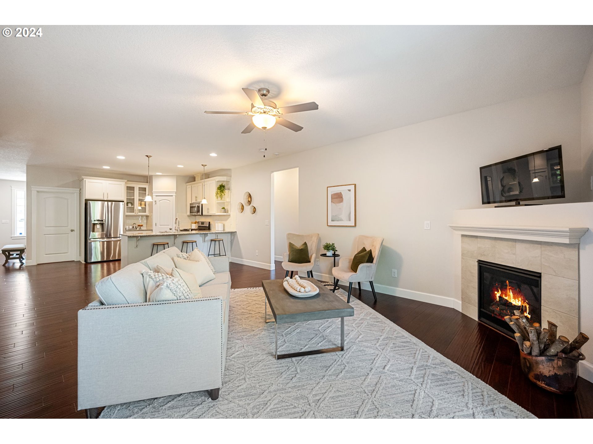 151 N 40TH AVE