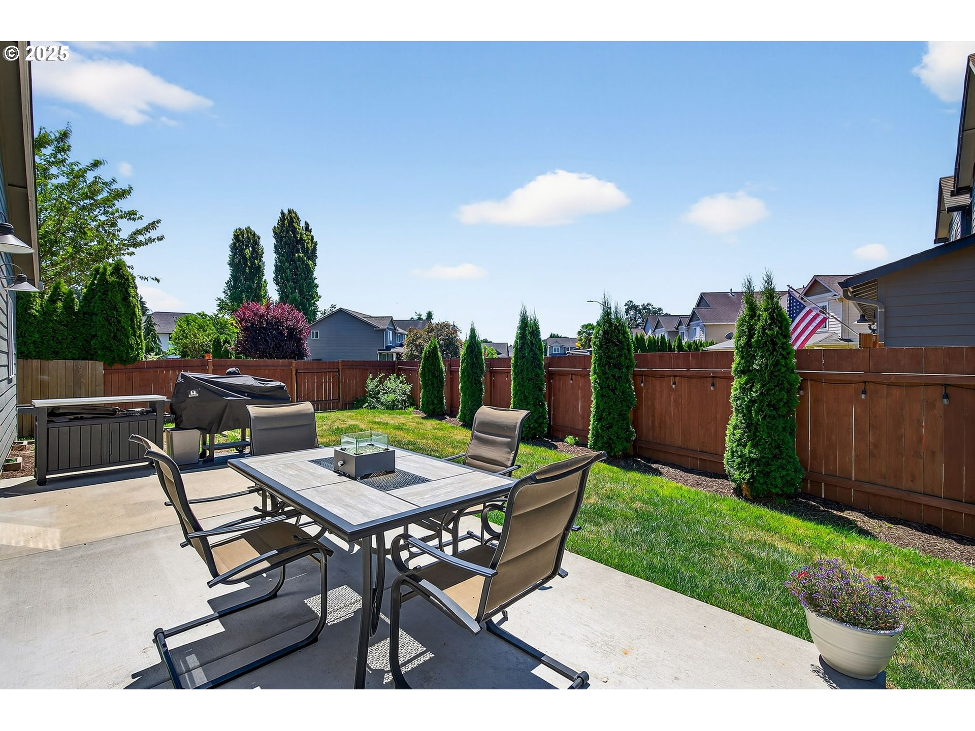 215 S PEKIN RD