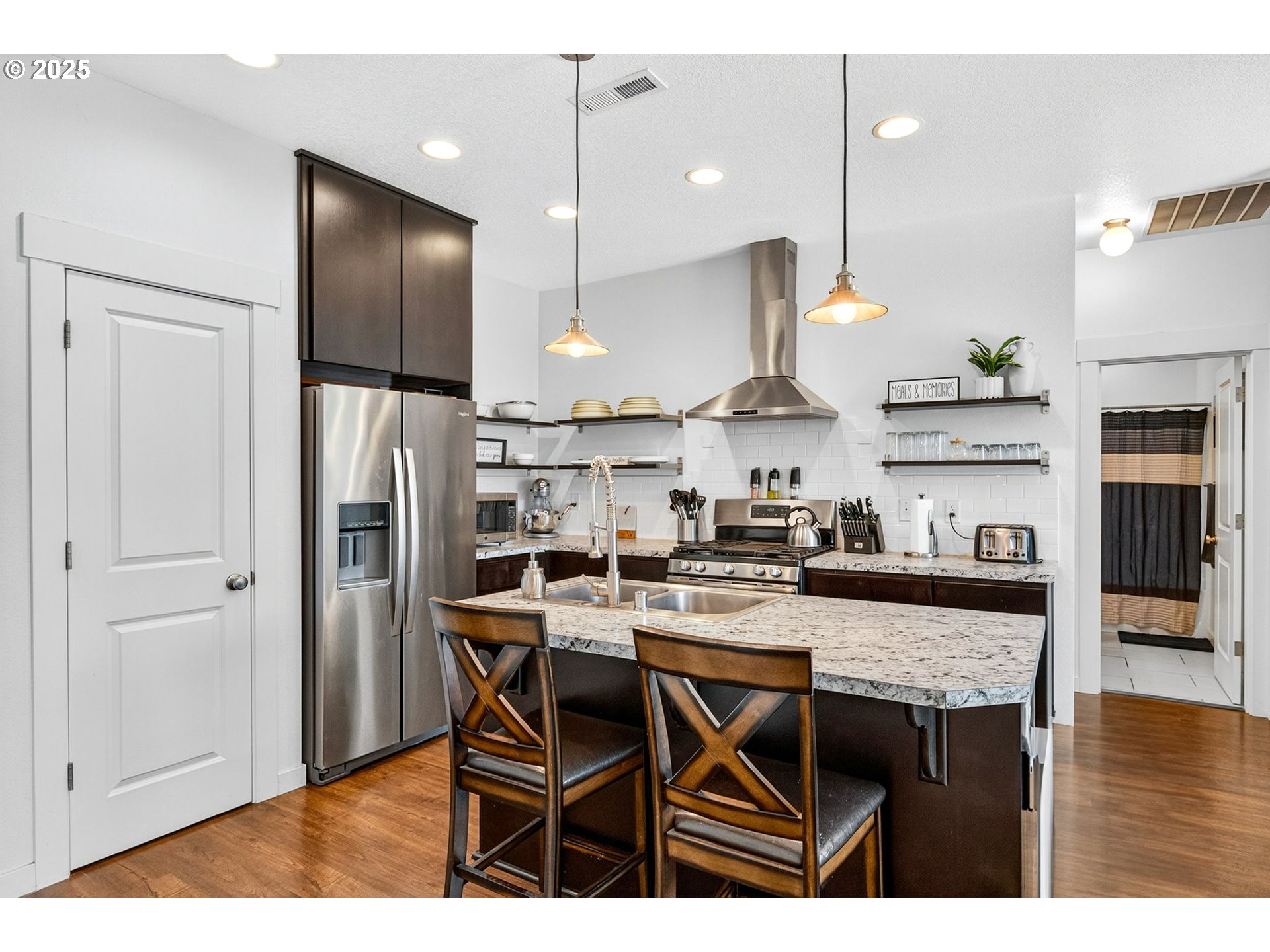 215 S PEKIN RD