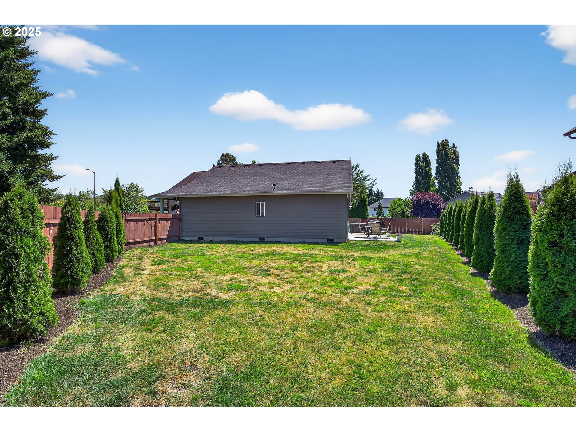 215 S PEKIN RD