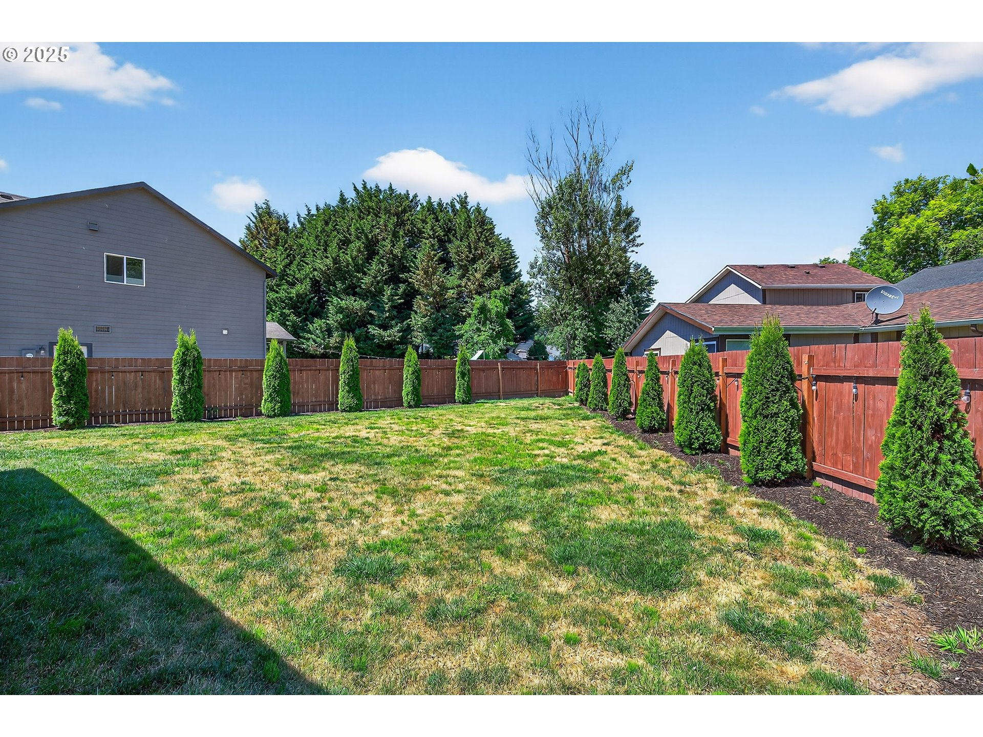 215 S PEKIN RD