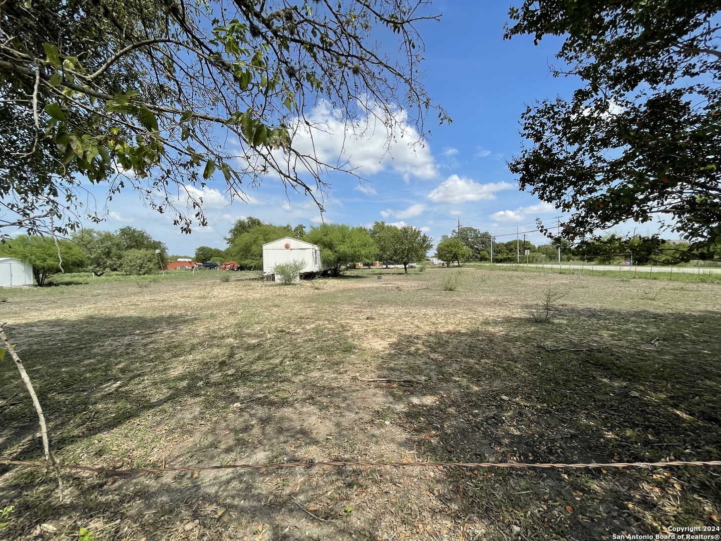 11645 Lower Seguin