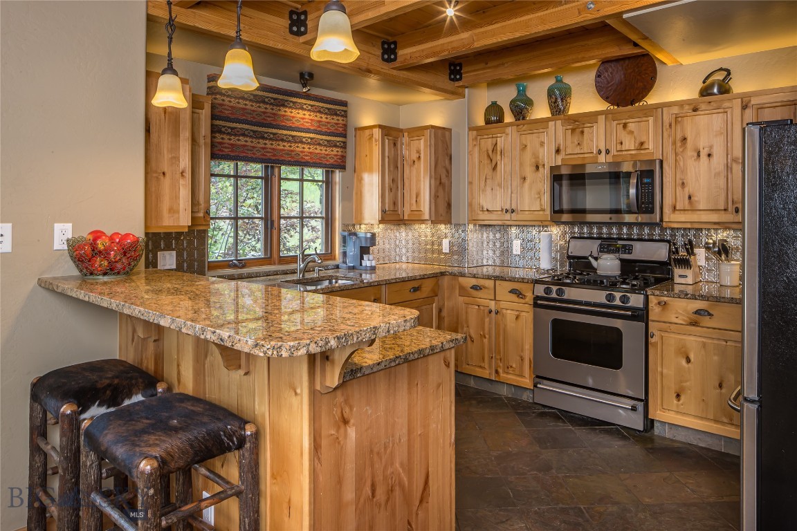 5 Shadow Ridge Trail