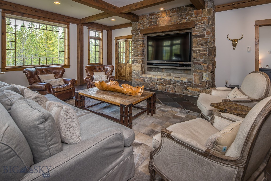 220 Wildridge Fork