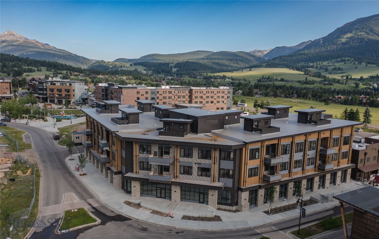 211 Town Center Avenue 1A