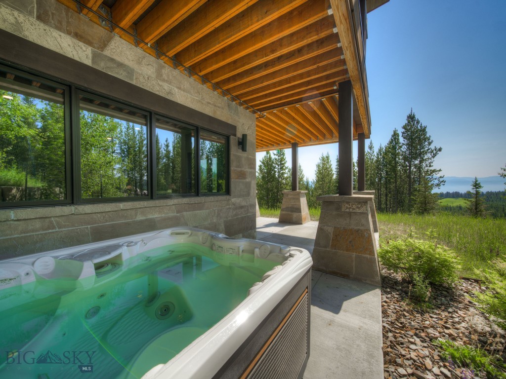 7 Yeti Ridge