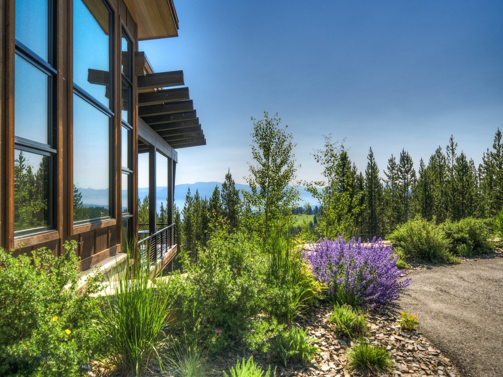 7 Yeti Ridge