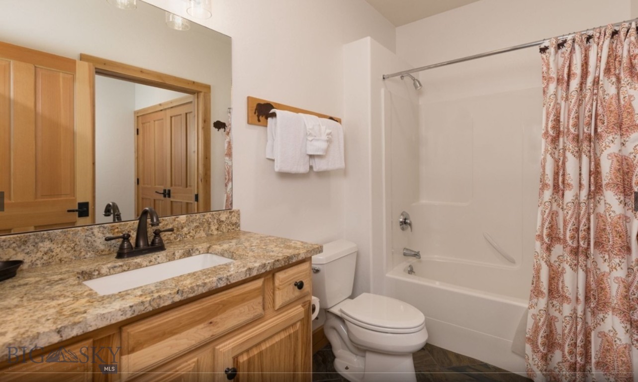 7 Rose Bud Loop 123