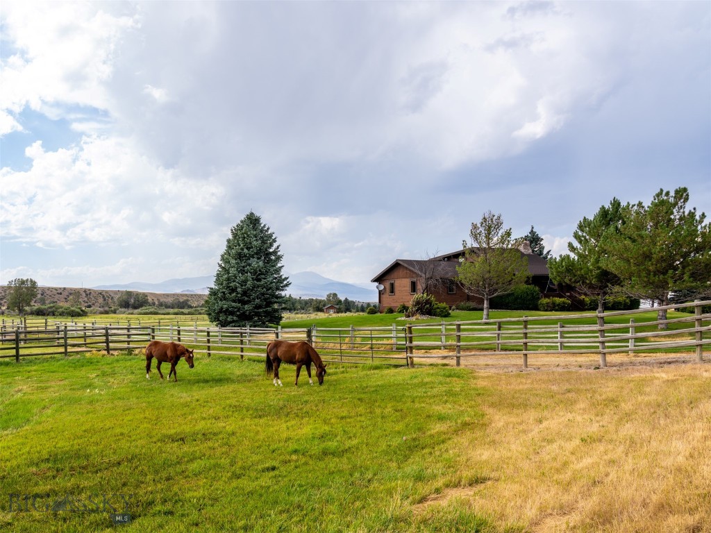 4487 US Highway 287 N