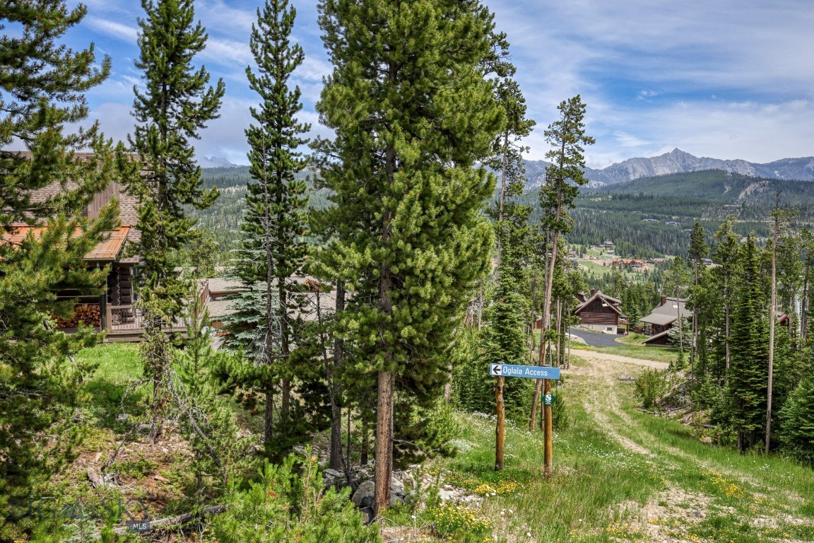 17 Manitou Loop