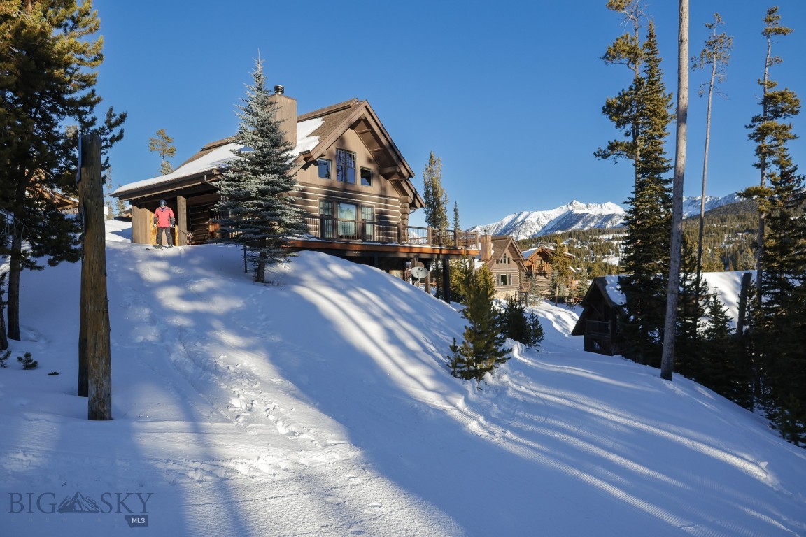 17 Manitou Loop