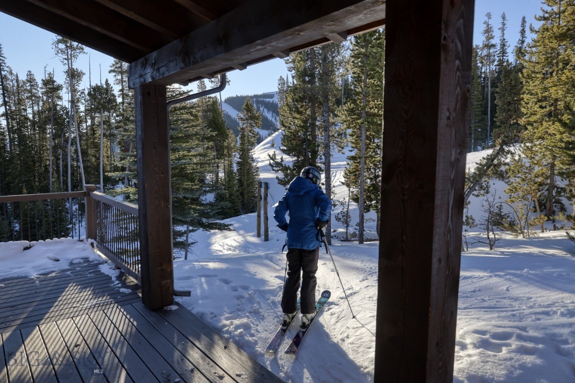17 Manitou Loop