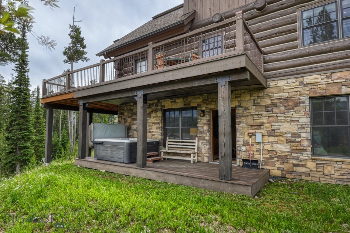 17 Manitou Loop