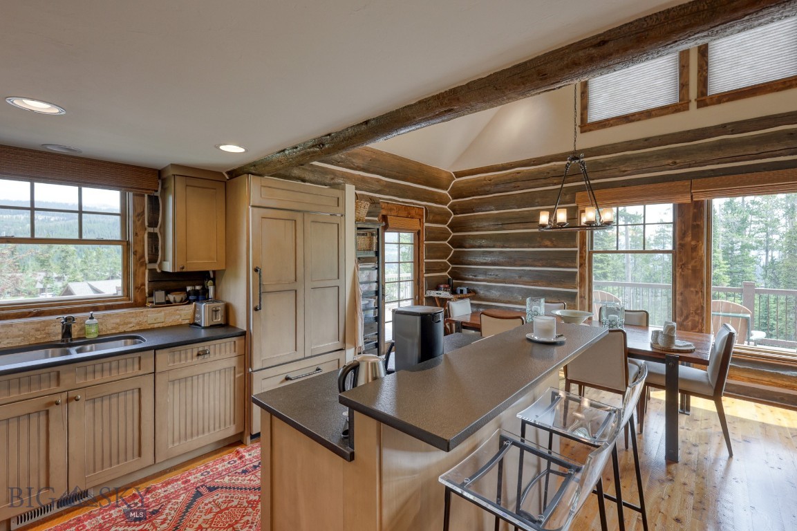 17 Manitou Loop