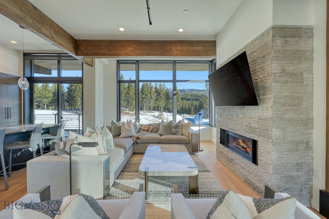 4 Boathouse Way 234/R-7