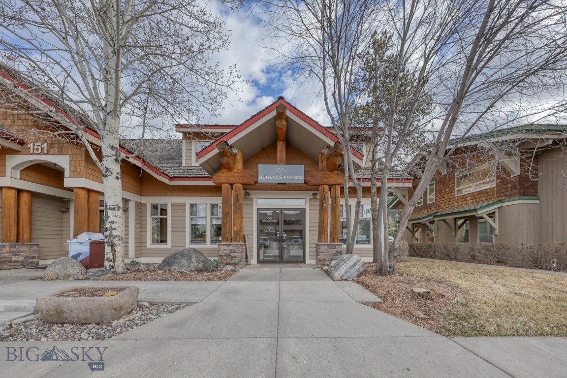 151 Center Ln 1/5