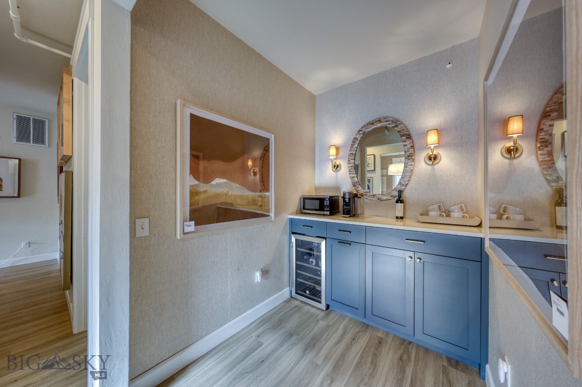 151 Center Ln 1/5