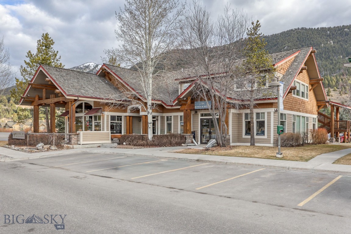 151 Center Ln 1/5