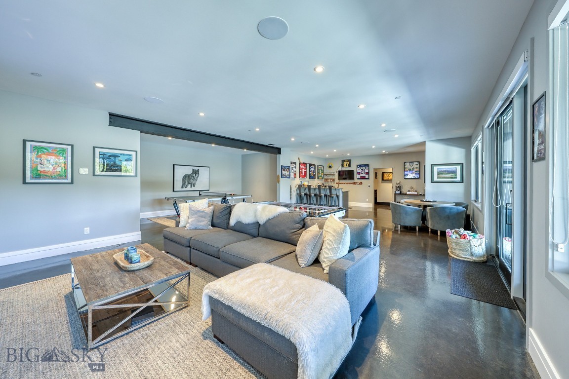 360 Morning Glory Court
