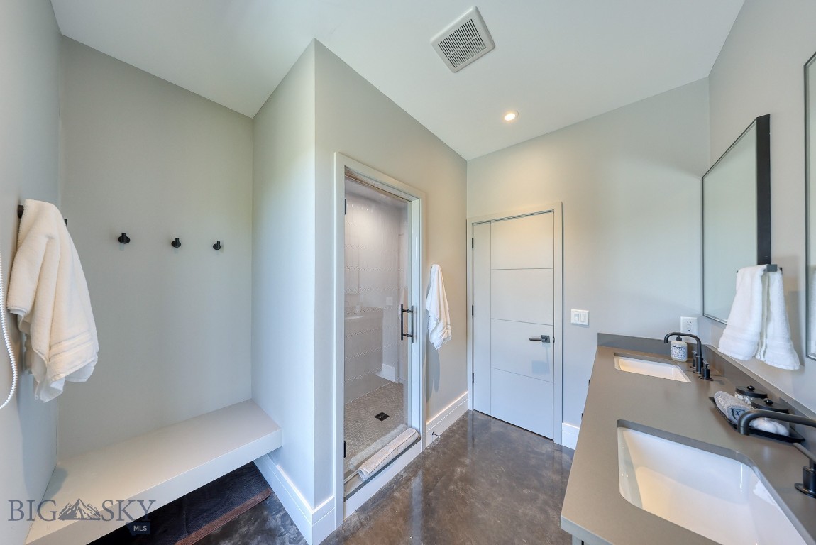 360 Morning Glory Court