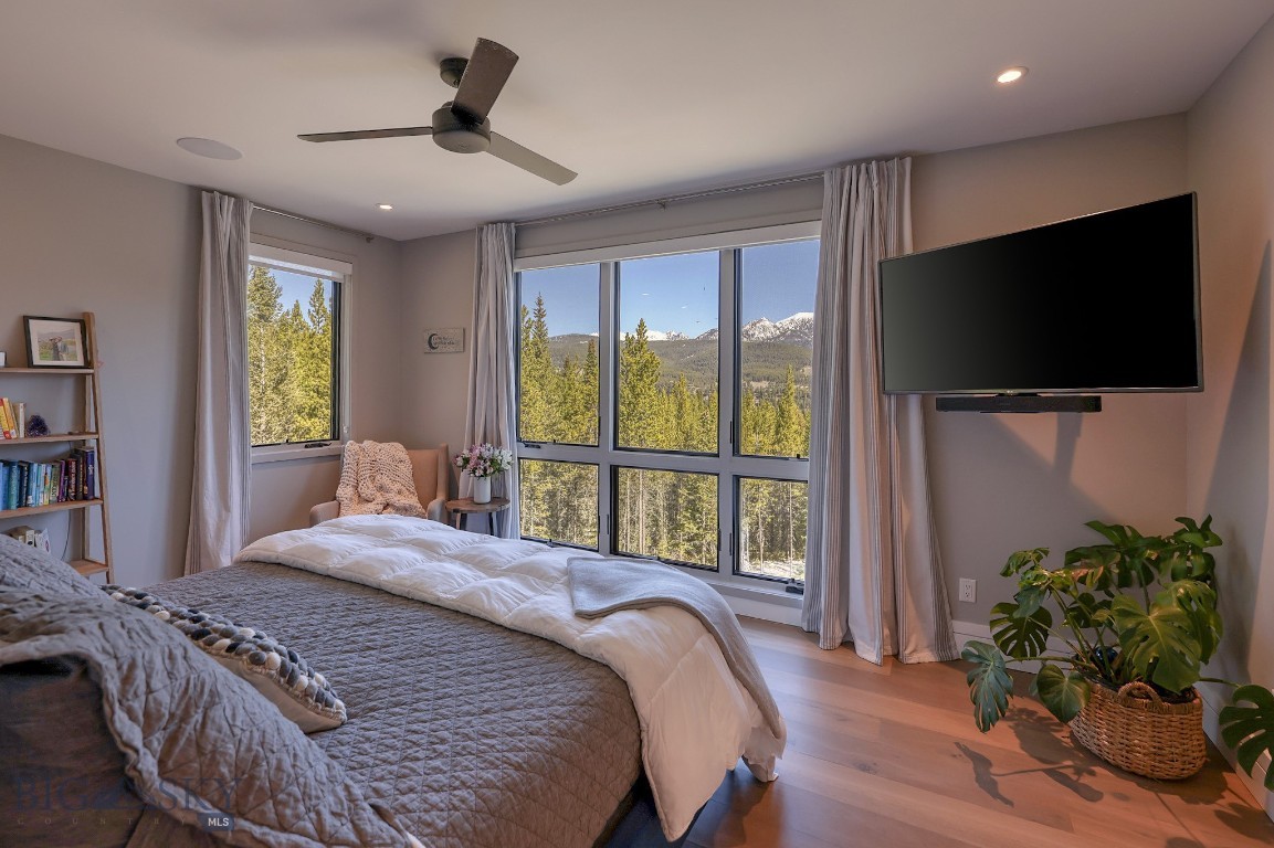 360 Morning Glory Court