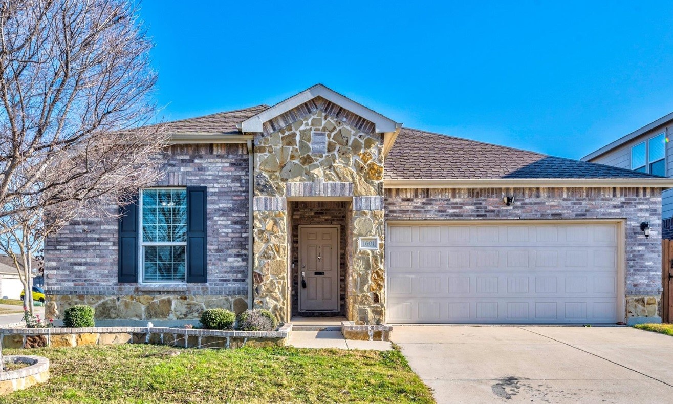 1601 Gayla Creek Drive