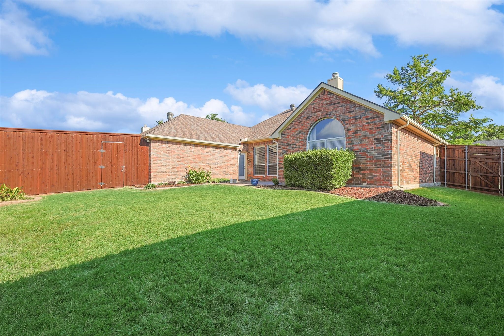 2520 N Royal Troon Drive