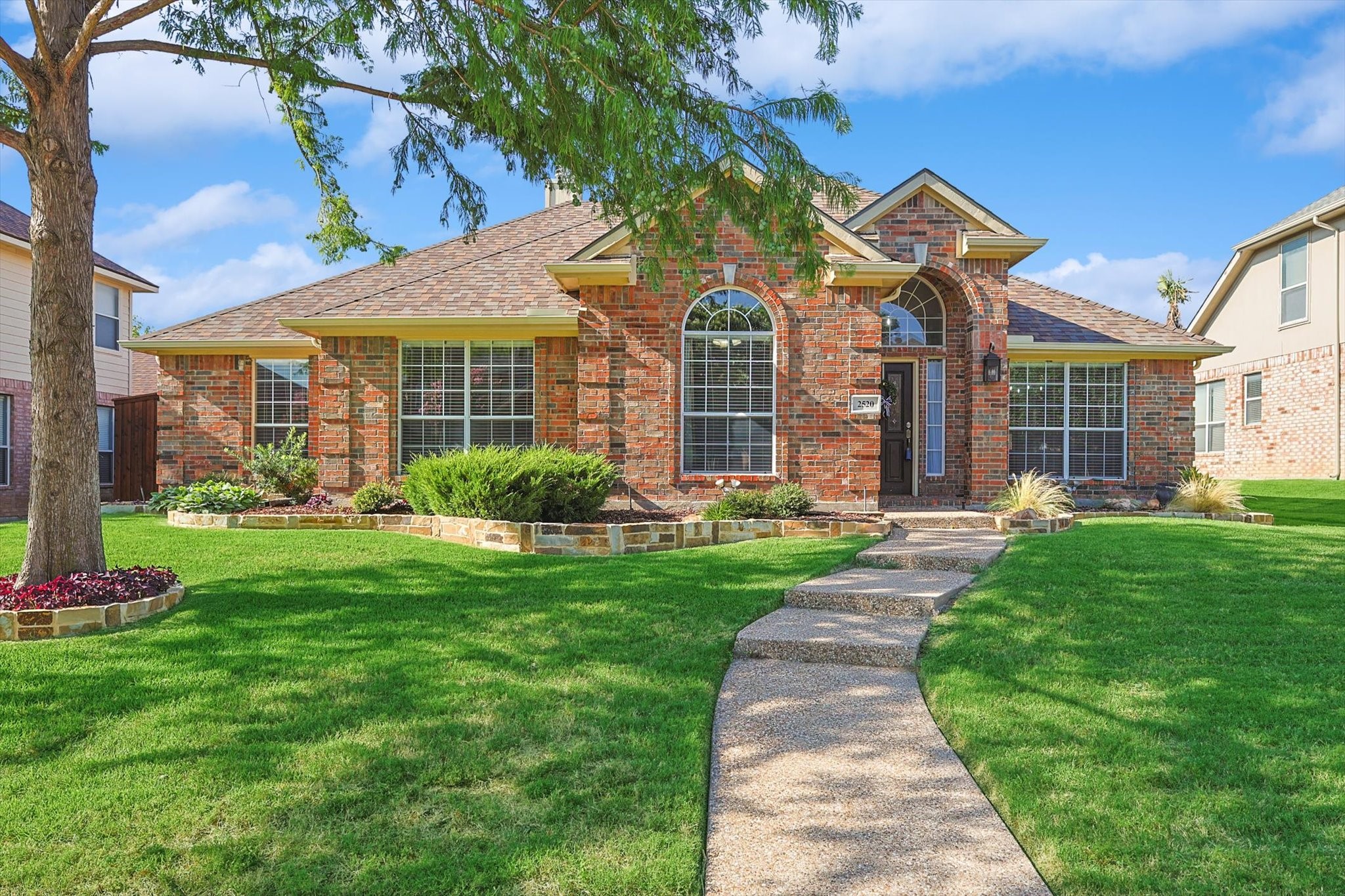 2520 N Royal Troon Drive