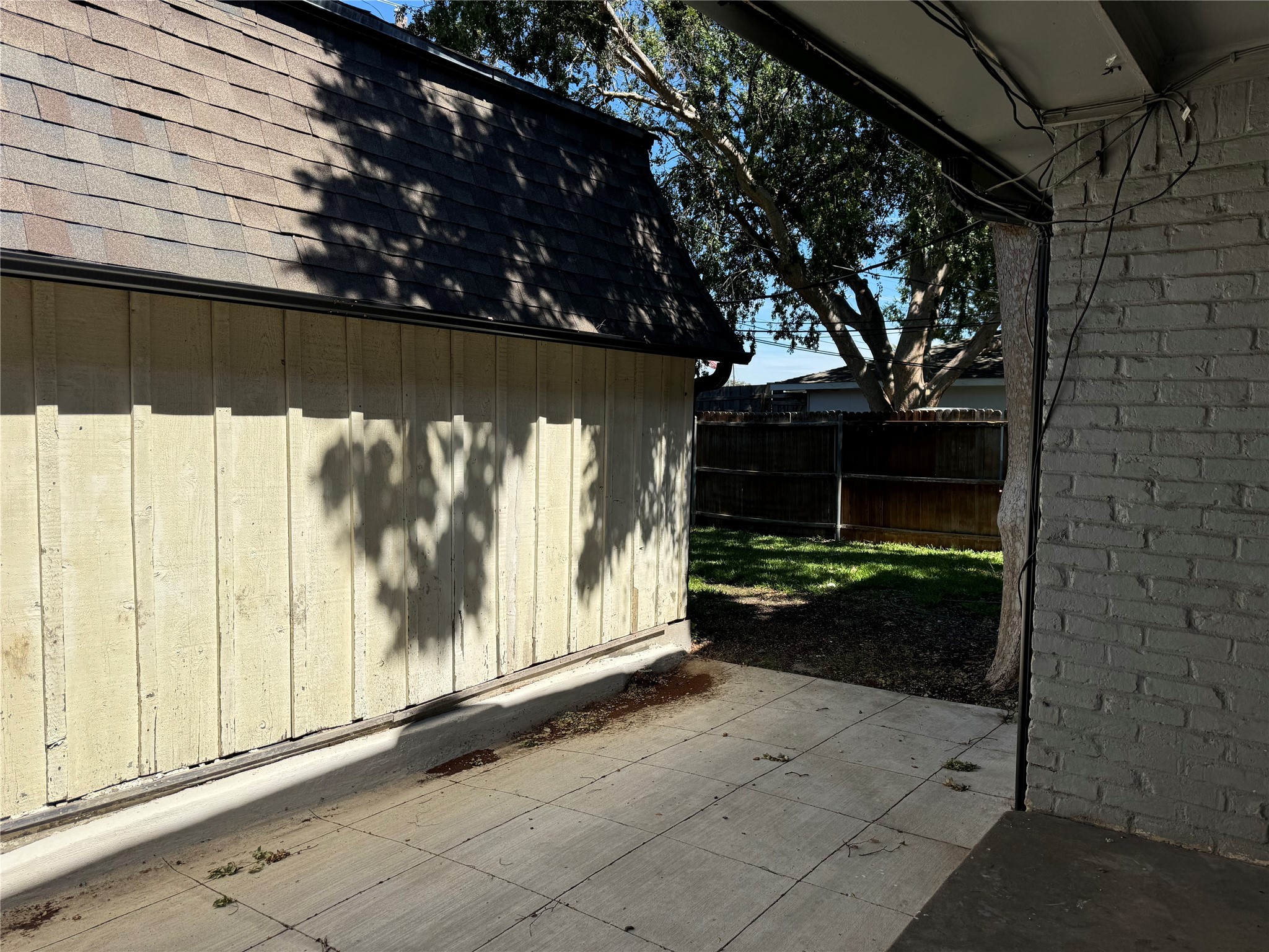 7747 dentcrest Drive
