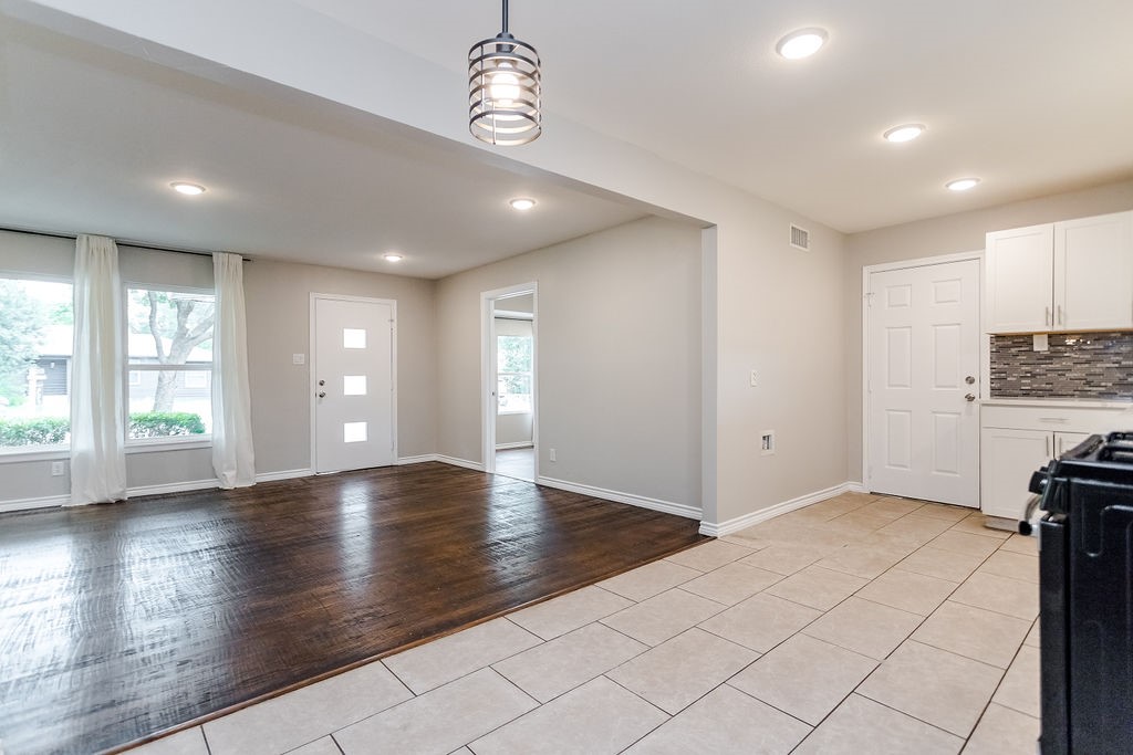 10265 San Lorenzo Drive