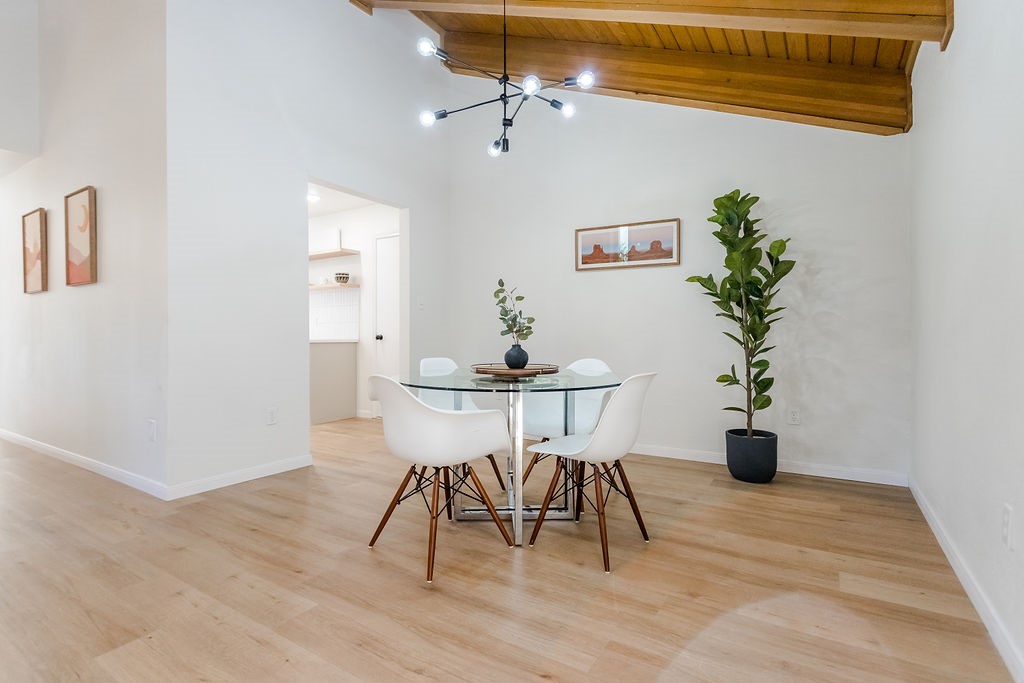 4300 Aliso Road