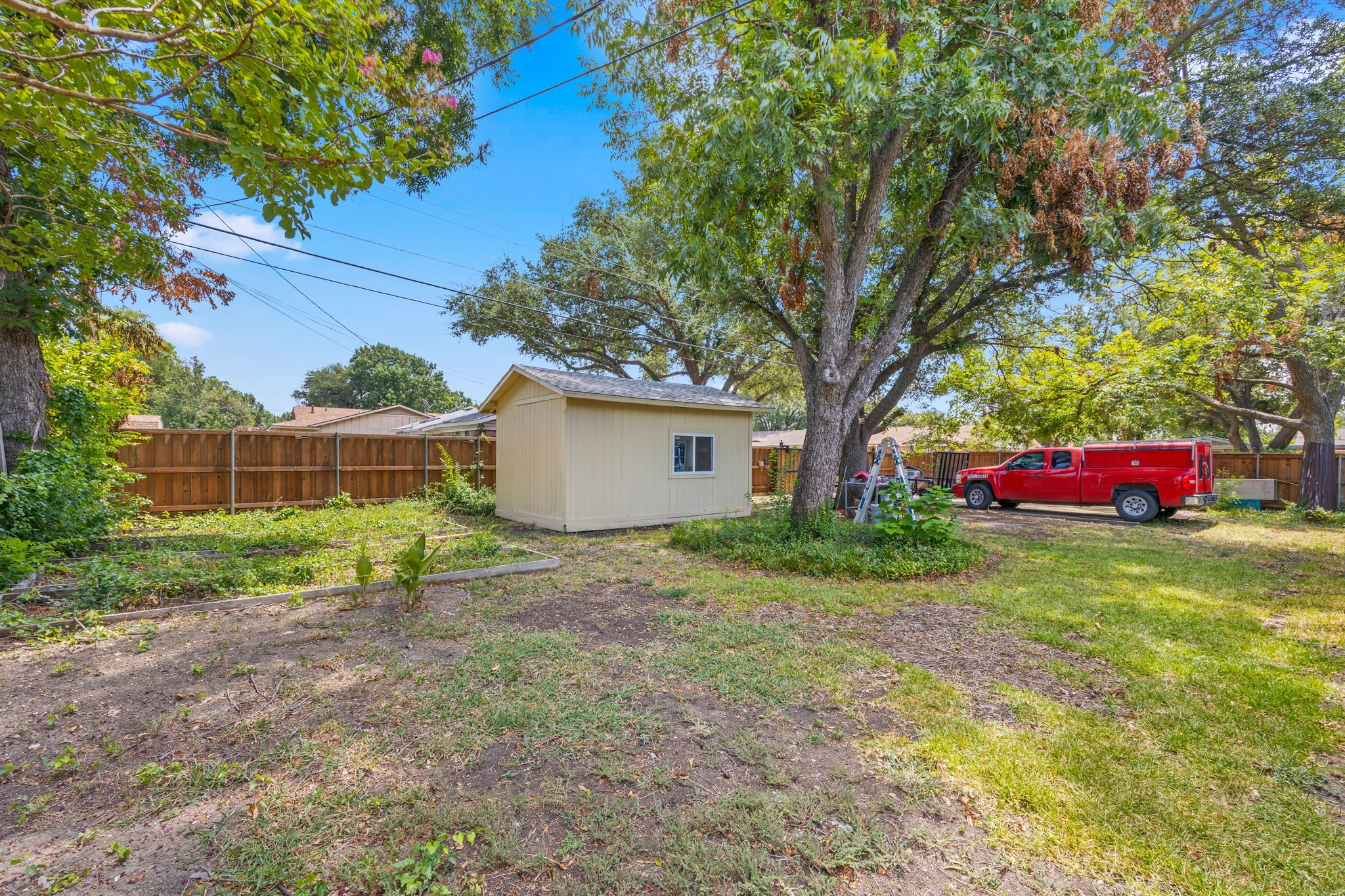 1209 Milam Way