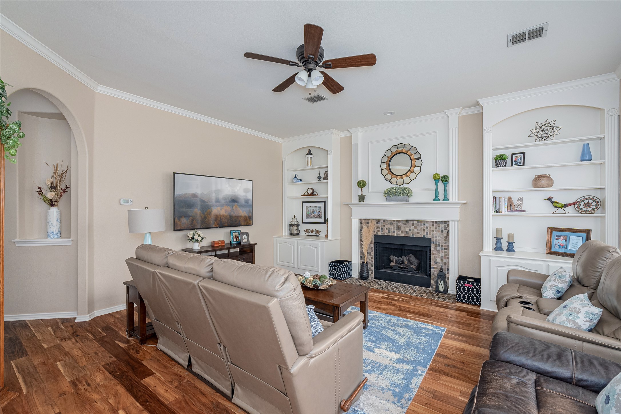 3421 Dorchester Court