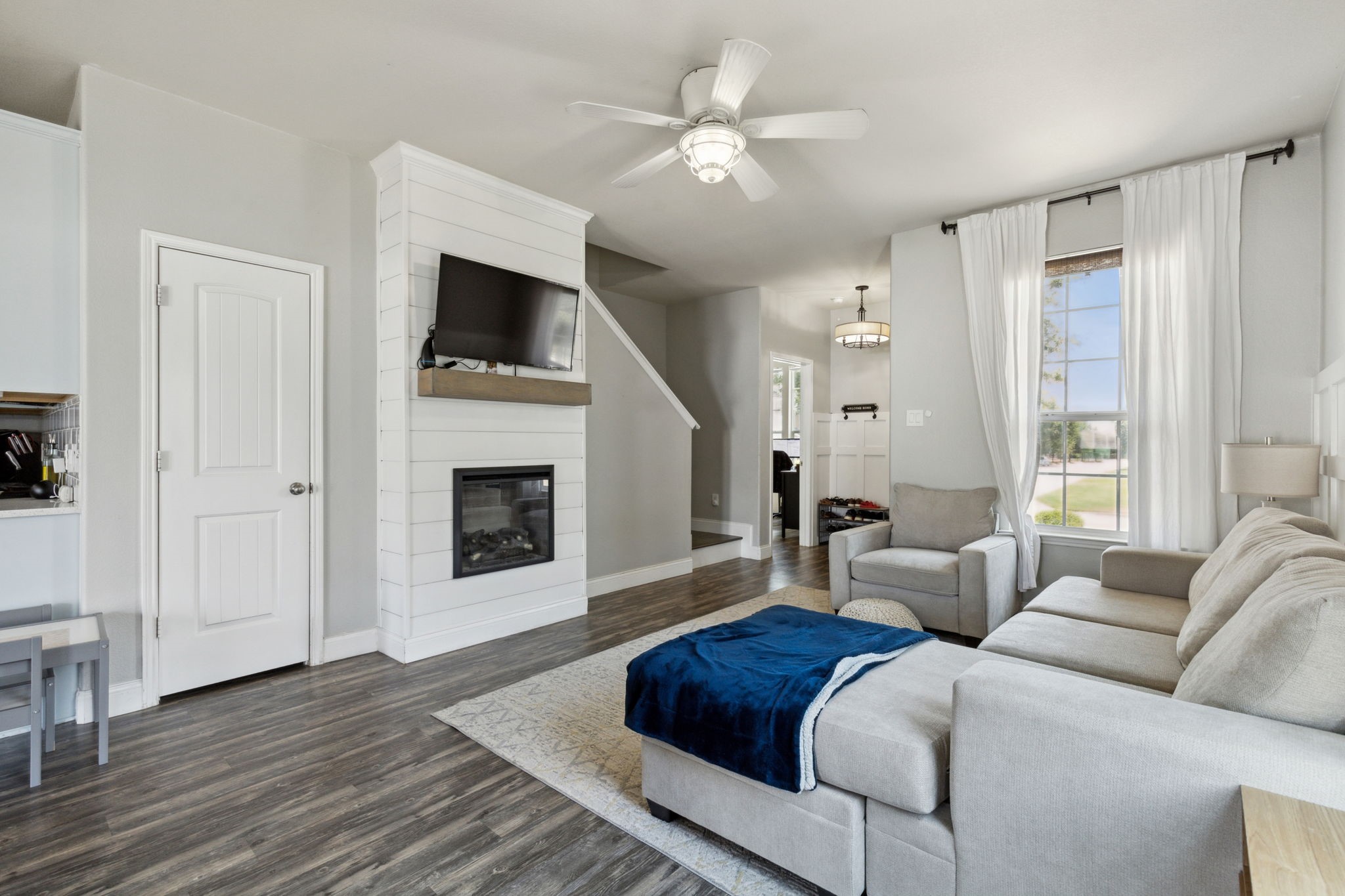 9425 Waterman Drive