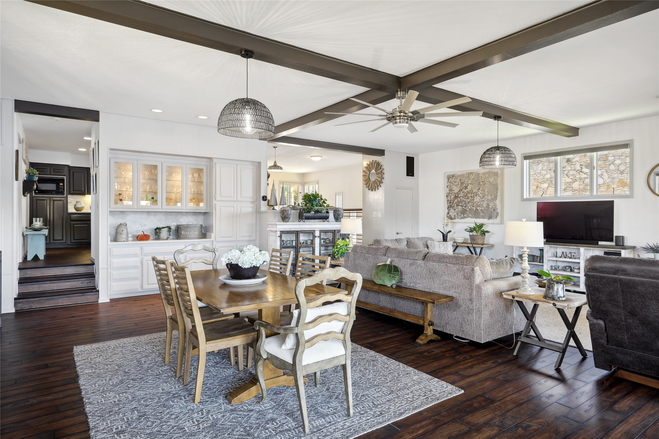 5132 Country Club Drive