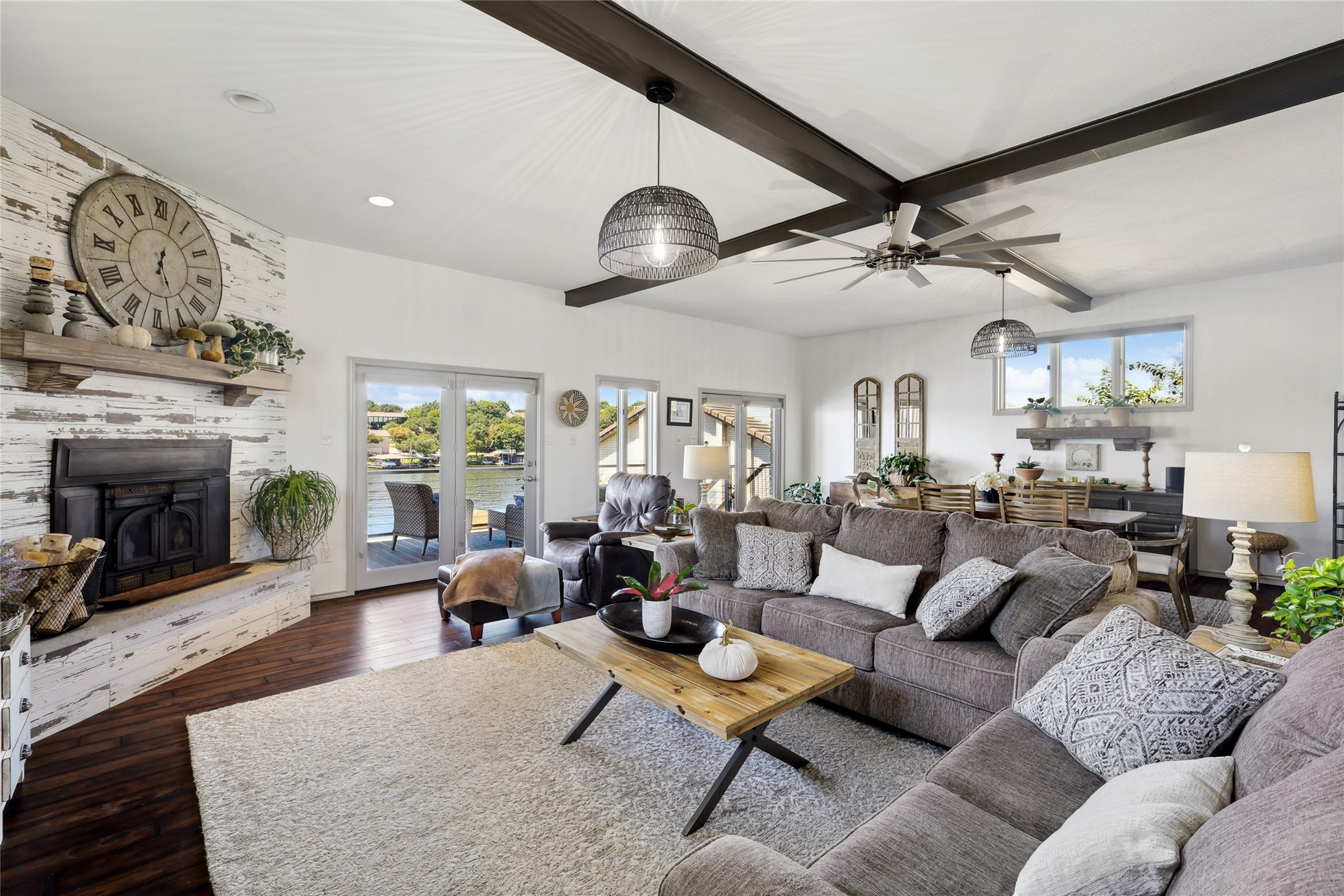 5132 Country Club Drive
