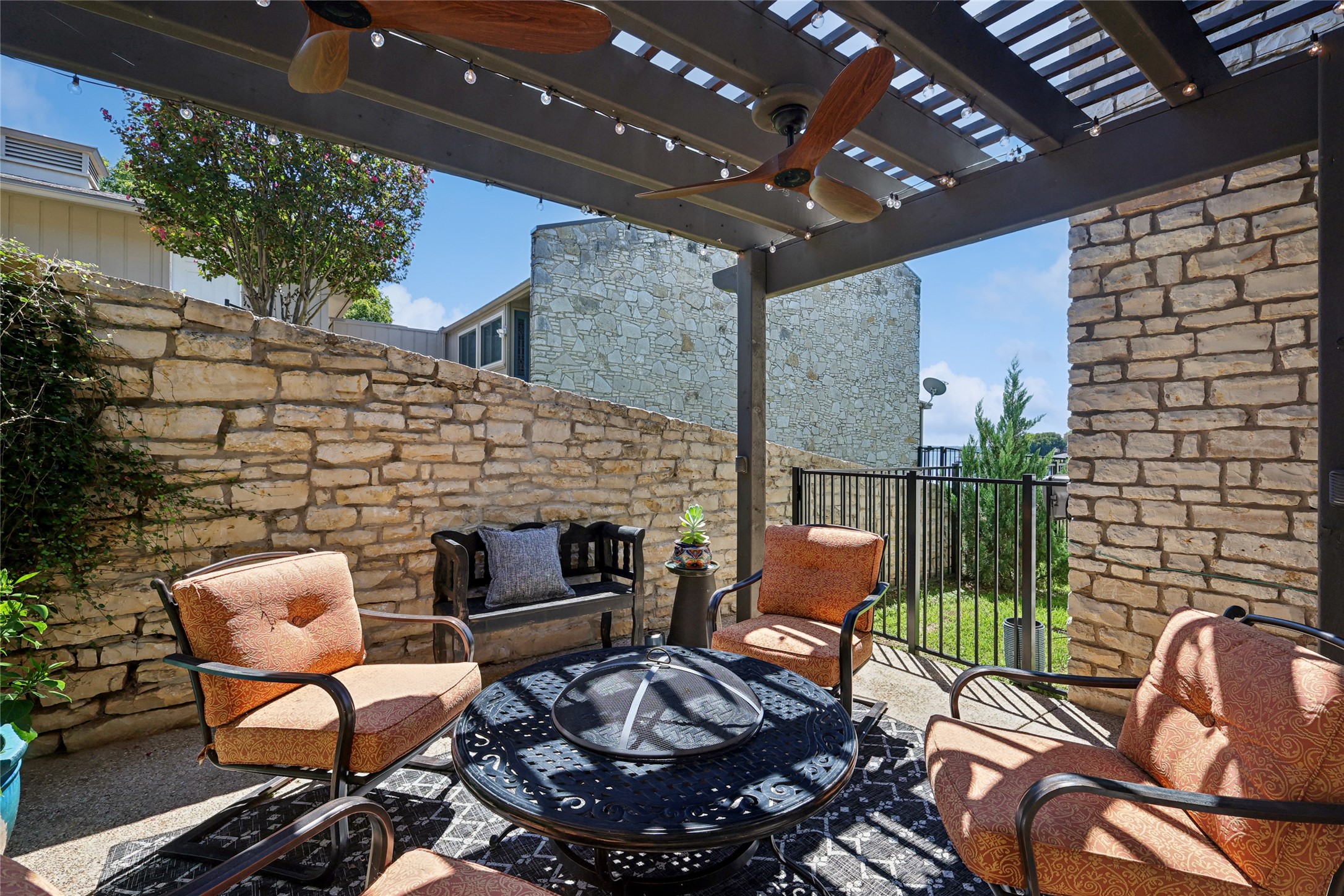 5132 Country Club Drive