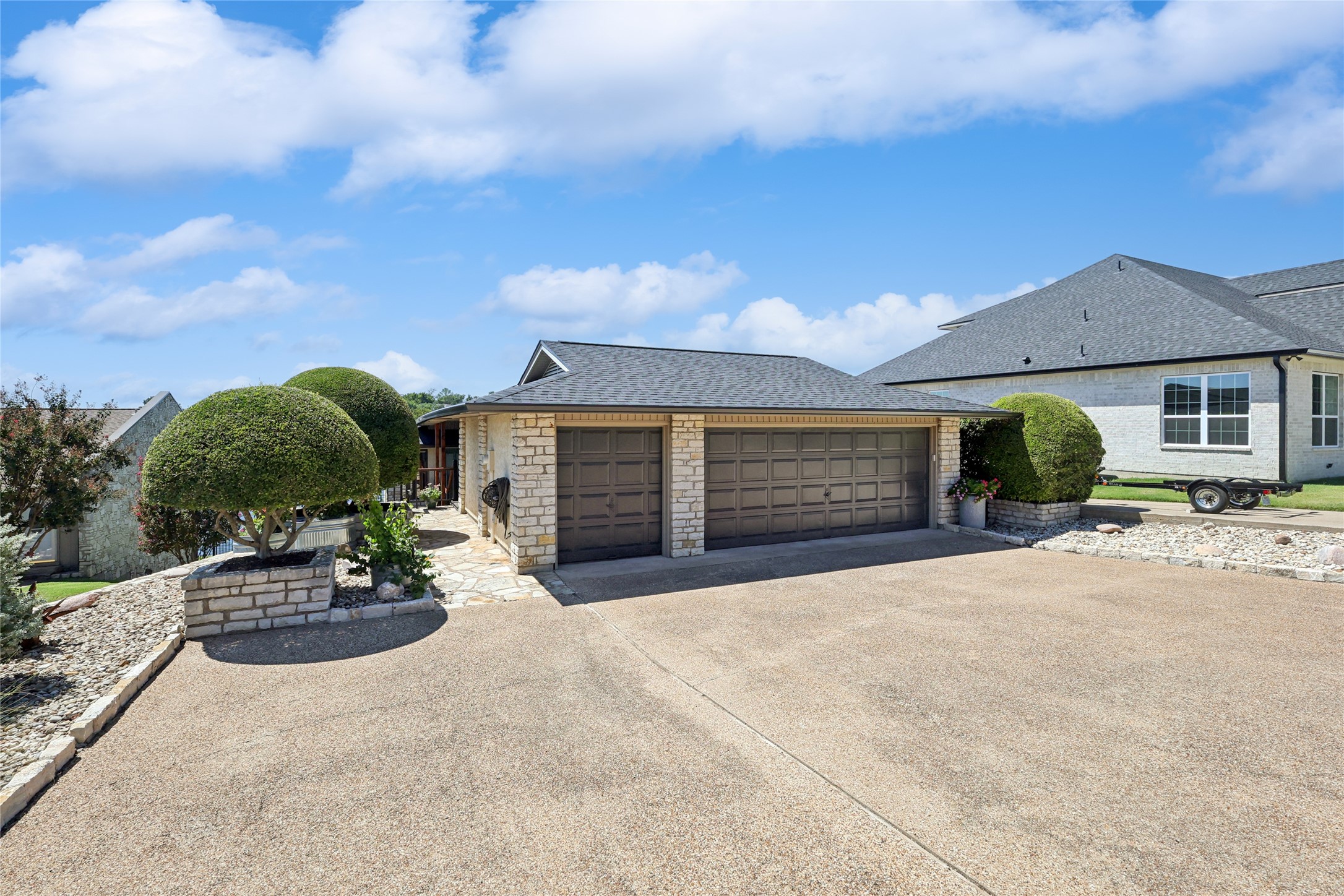 5132 Country Club Drive