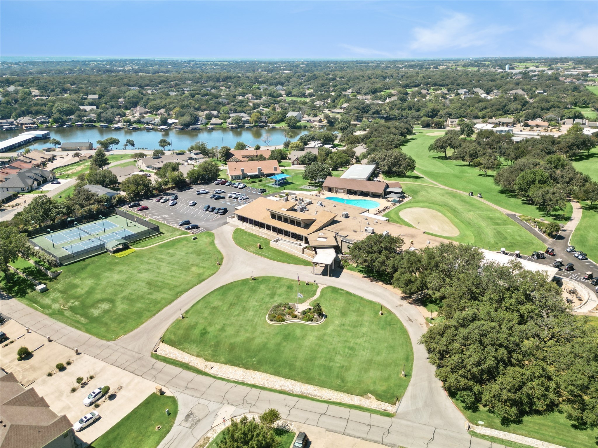 5132 Country Club Drive