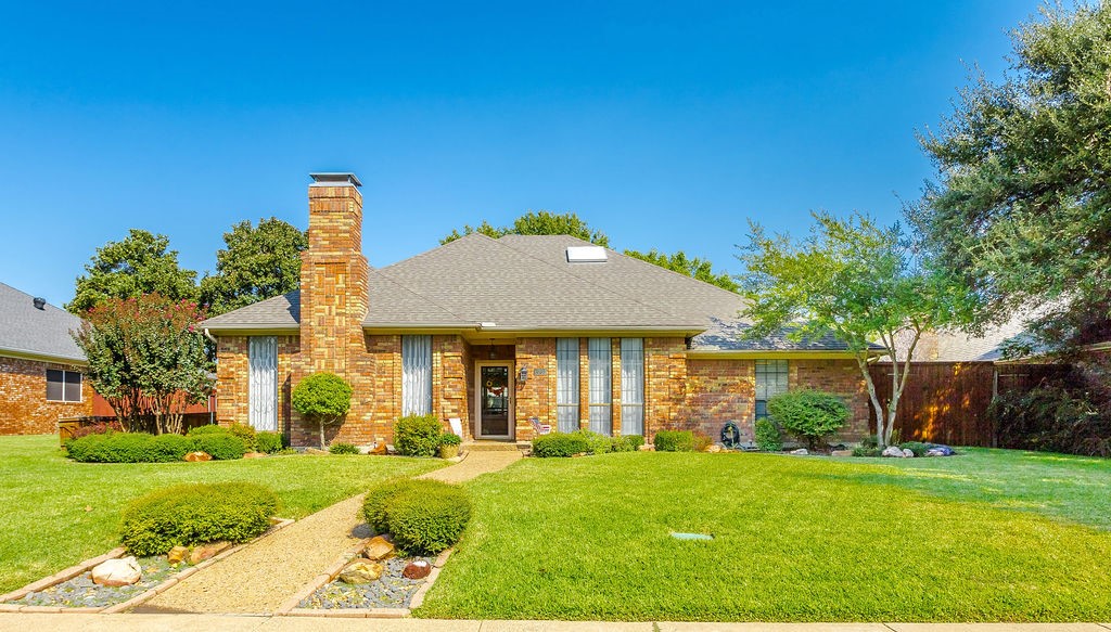 2563 Primrose Drive