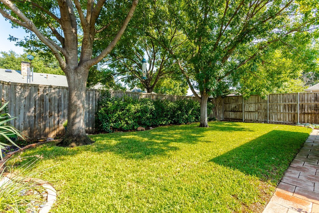 2563 Primrose Drive