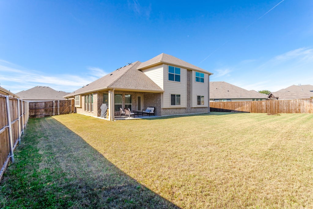 803 Crescent Way