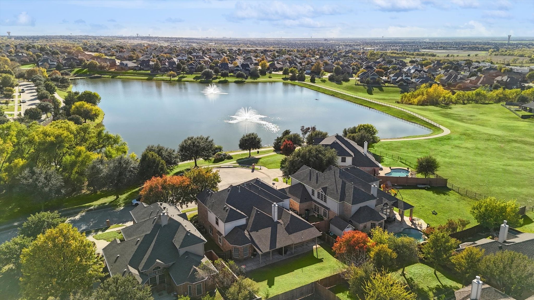 326 Lusitano Court