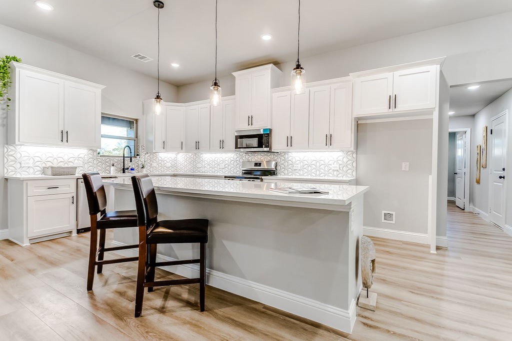 506 Mineral Wells Street